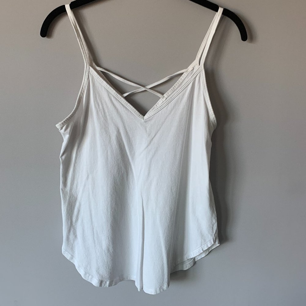 Abercrombie & Fitch Tank Top (skinny straps) - White V-neck